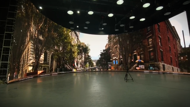 HOLODECK LED VISION TO CREATION VIDEO FX FILMMAKING CINEMA LED WALL PANELS VOLUME virtual production (1)