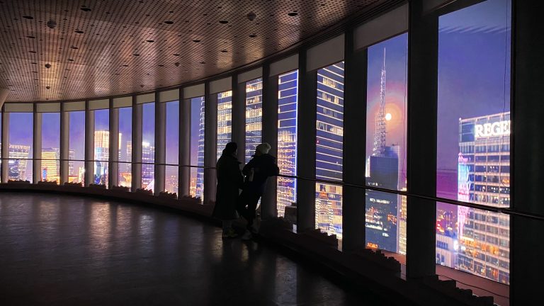 HOLODECK LED VISION TO CREATION VIDEO FX FILMMAKING CINEMA LED WALL PANELS VOLUME virtual production (9)