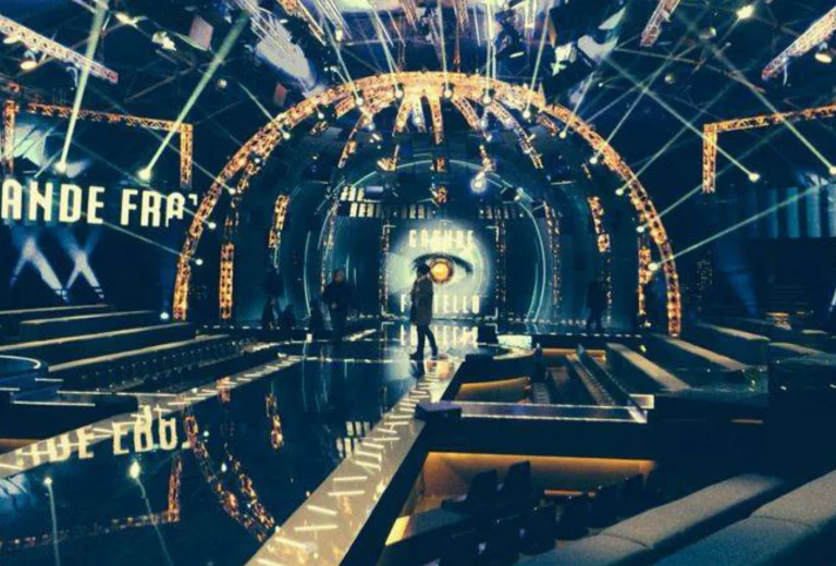 Holo Live Stage™ (4)